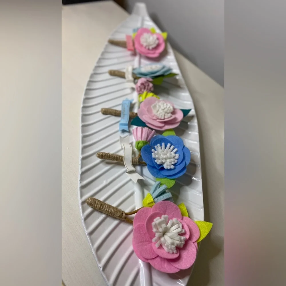 Mother’s Day Flower Corsage Keepsake • Felt flower bouquet pin on corsage